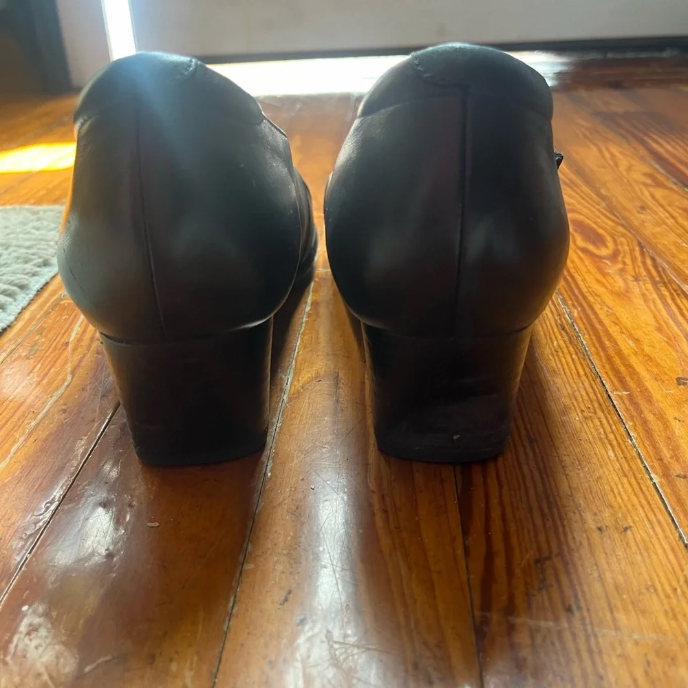 Clarks Women's Black Mary Jane Shoes - Picture 4 of 9